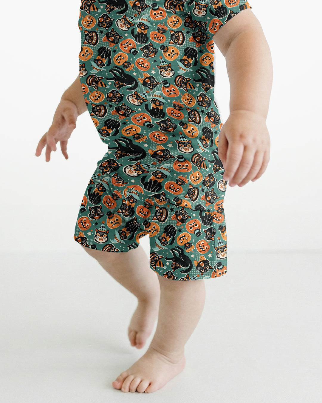 Retro Black Cat Witch Pumpkin Halloween Bamboo Two Piece Short Sleeve Shorts Pajama Set