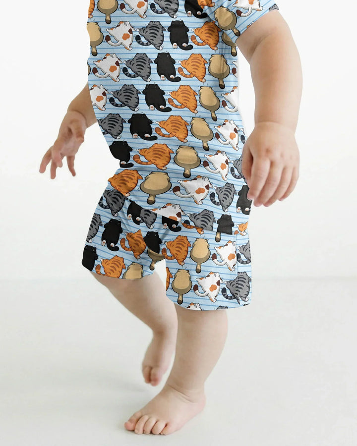 Template Zweiteiliges Pyjama-Set mit kurzen Ärmeln und Shorts