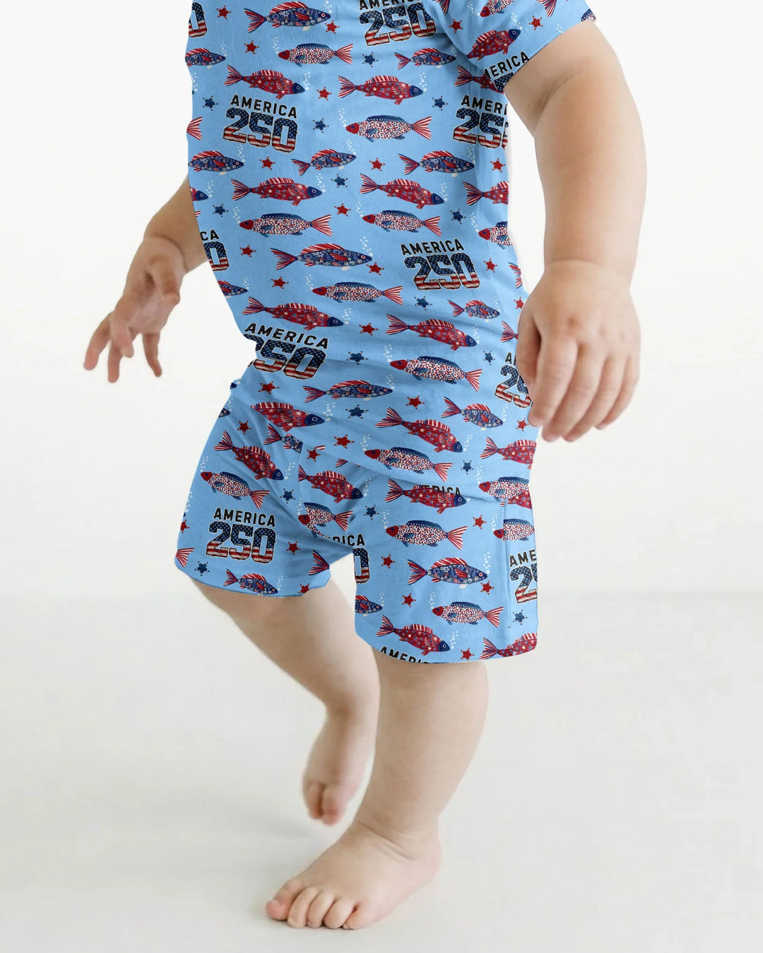 Template Zweiteiliges Pyjama-Set mit kurzen Ärmeln und Shorts