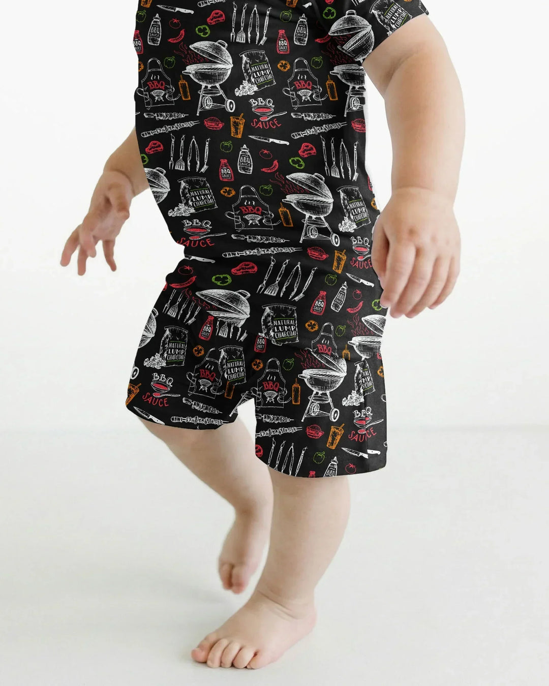 Template Zweiteiliges Pyjama-Set mit kurzen Ärmeln und Shorts