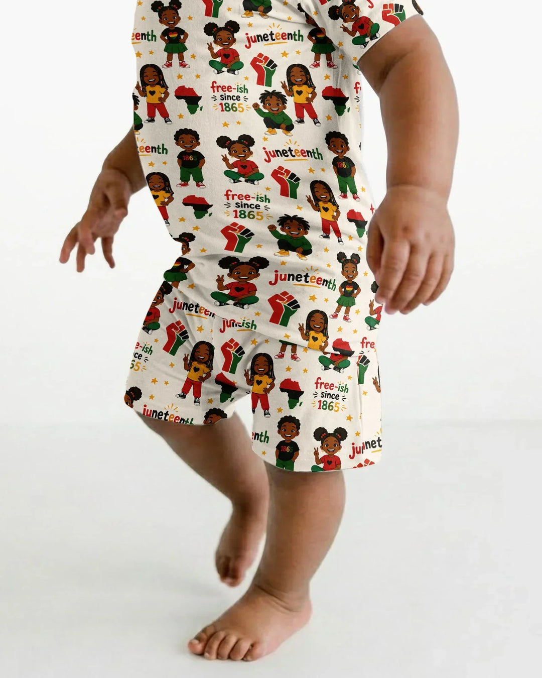 Template Zweiteiliges Pyjama-Set mit kurzen Ärmeln und Shorts