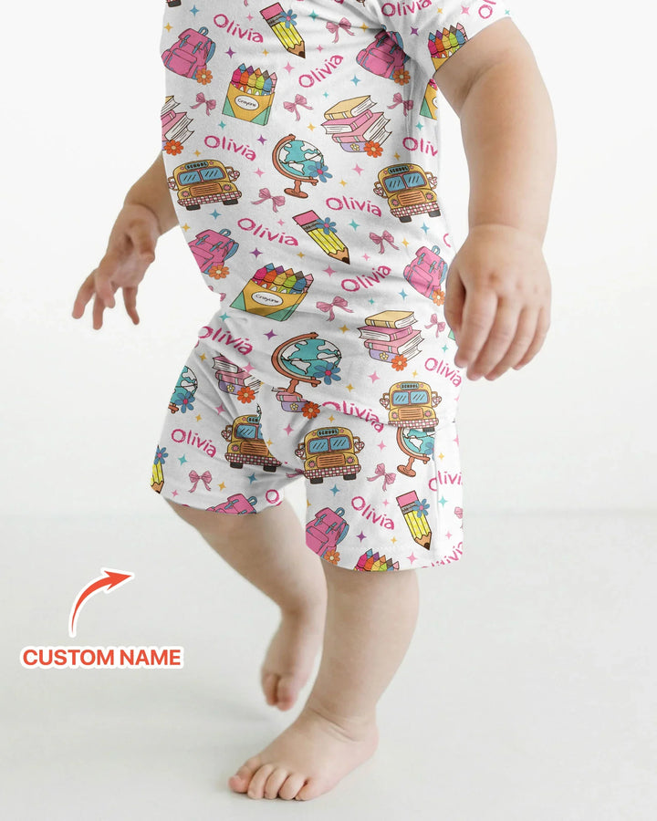 Zweiteiliges Pyjama-Set mit kurzen Ärmeln und Shorts im Sommer-Design