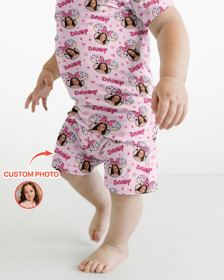 Zweiteiliges Pyjama-Set mit kurzen Ärmeln und Shorts im Sommer-Design