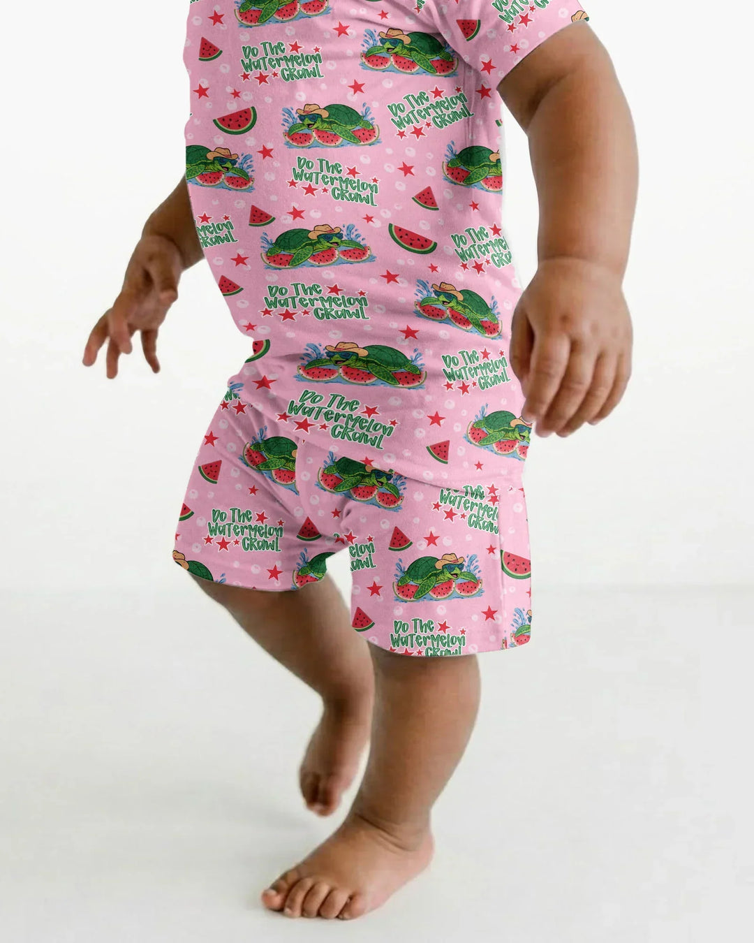 Template Zweiteiliges Pyjama-Set mit kurzen Ärmeln und Shorts