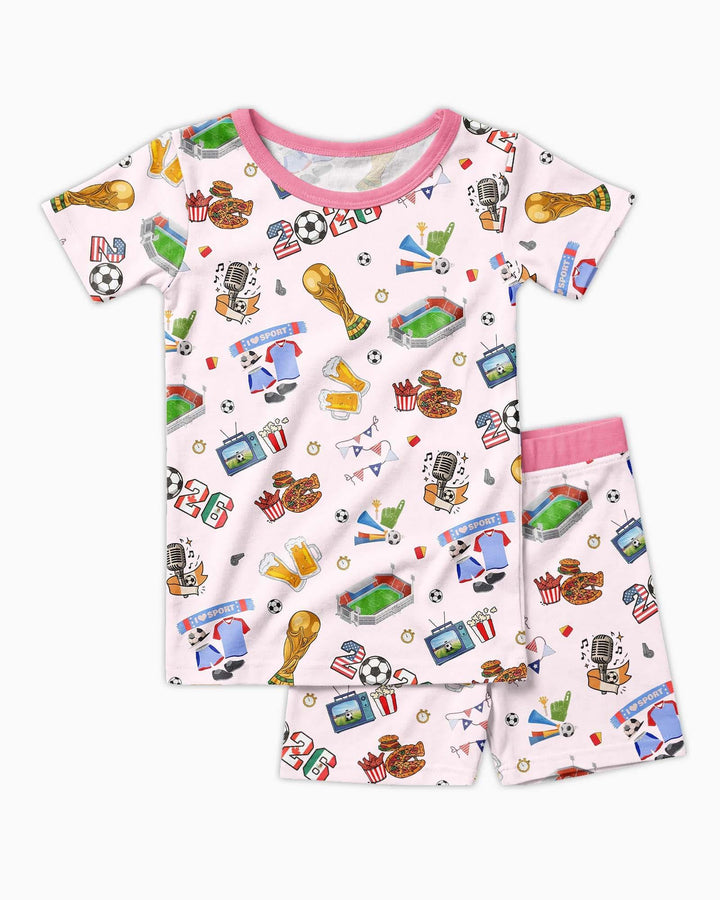 Template Zweiteiliges Pyjama-Set mit kurzen Ärmeln und Shorts