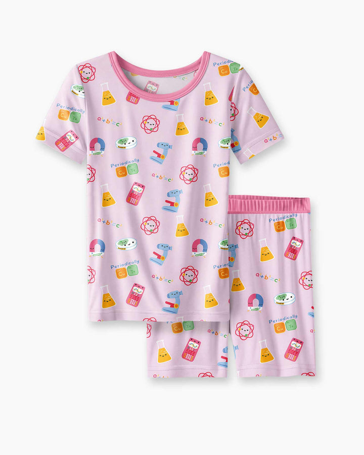 Template Zweiteiliges Pyjama-Set mit kurzen Ärmeln und Shorts