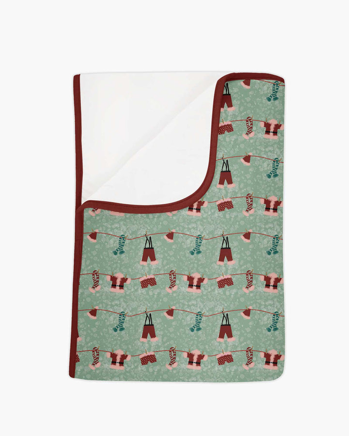 Santa In The Snow Bamboo Blanket