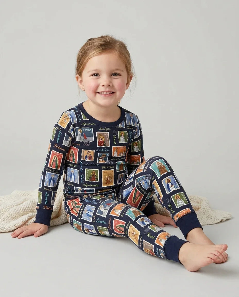 Zweiteiliges Langarm-Pyjama-Set mit Sommerfrüchten