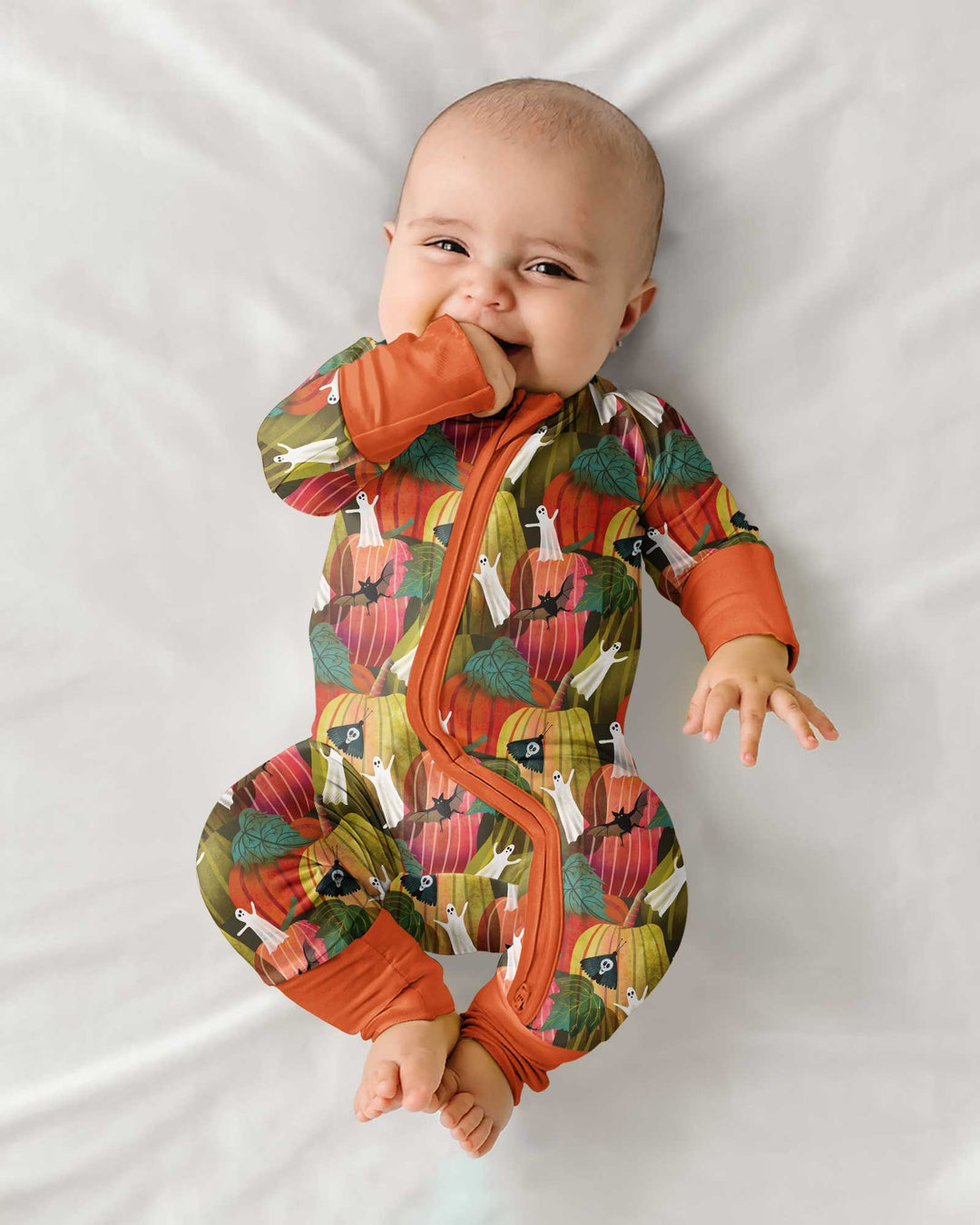 Big Pumpkin Field With Ghosts Bamboo Convertible Zippy