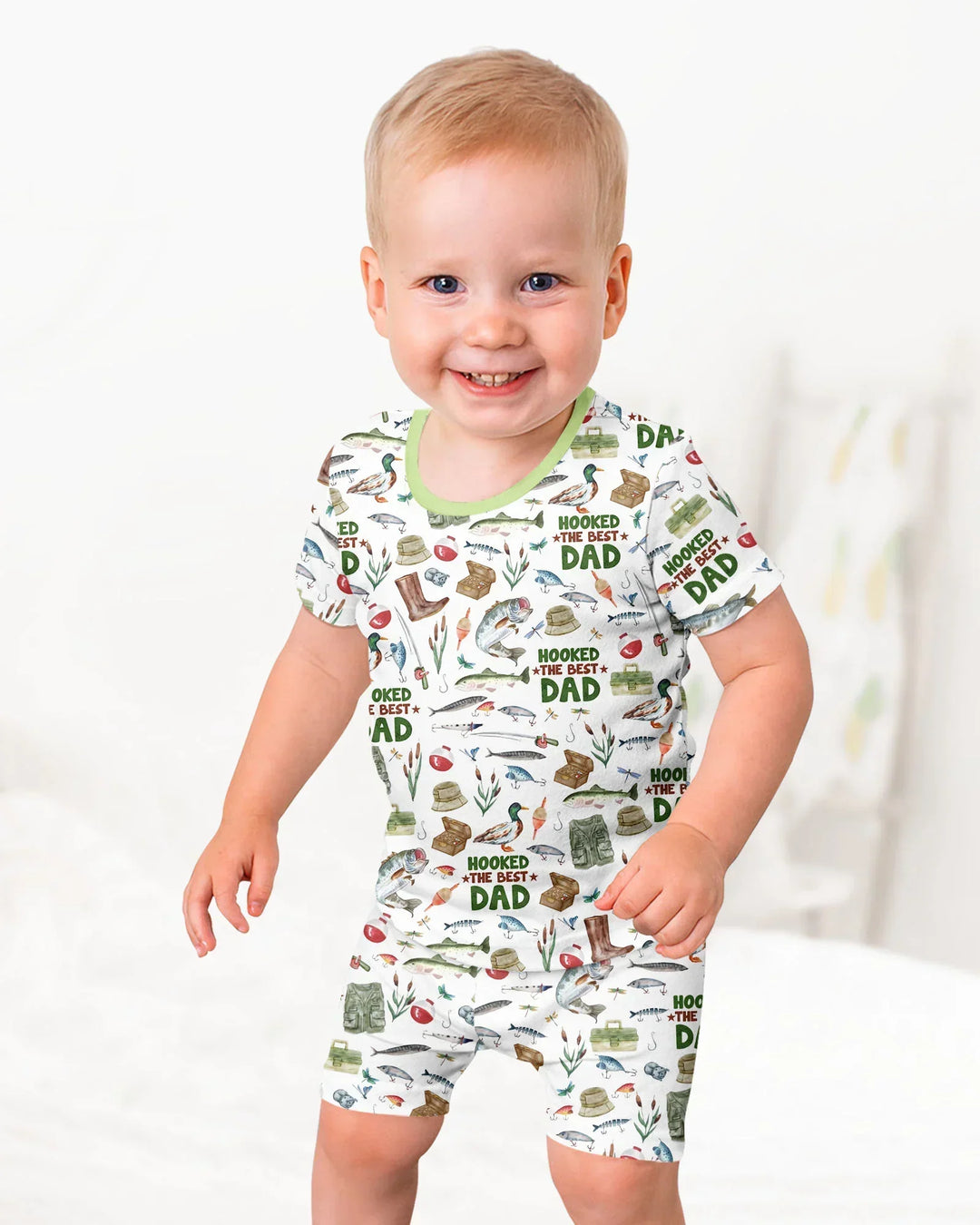 Template Zweiteiliges Pyjama-Set mit kurzen Ärmeln und Shorts