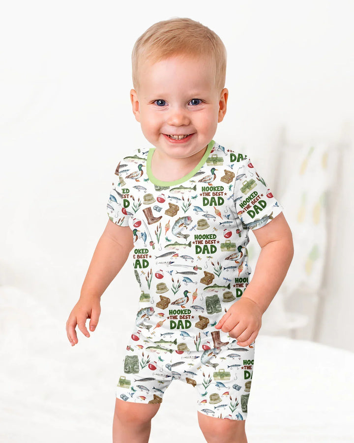 Template Zweiteiliges Pyjama-Set mit kurzen Ärmeln und Shorts