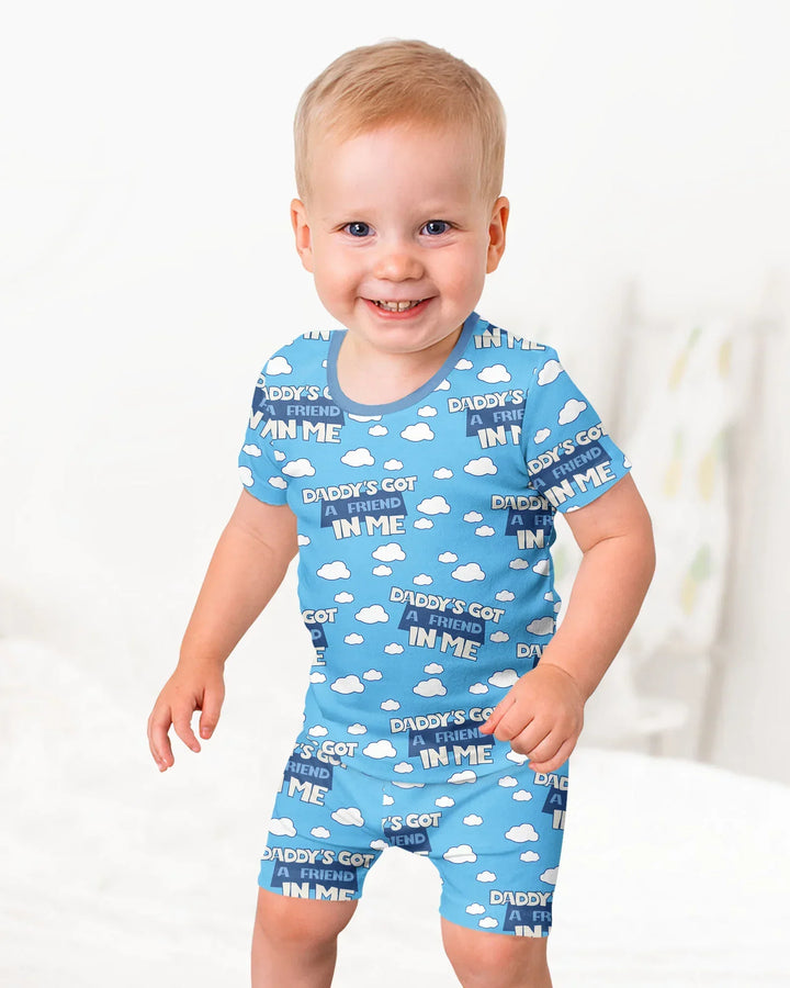 Template Zweiteiliges Pyjama-Set mit kurzen Ärmeln und Shorts