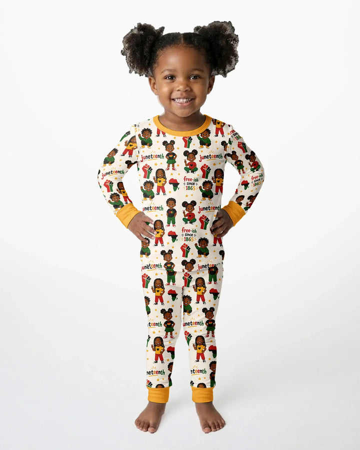 Zweiteiliges Langarm-Pyjama-Set mit Sommerfrüchten