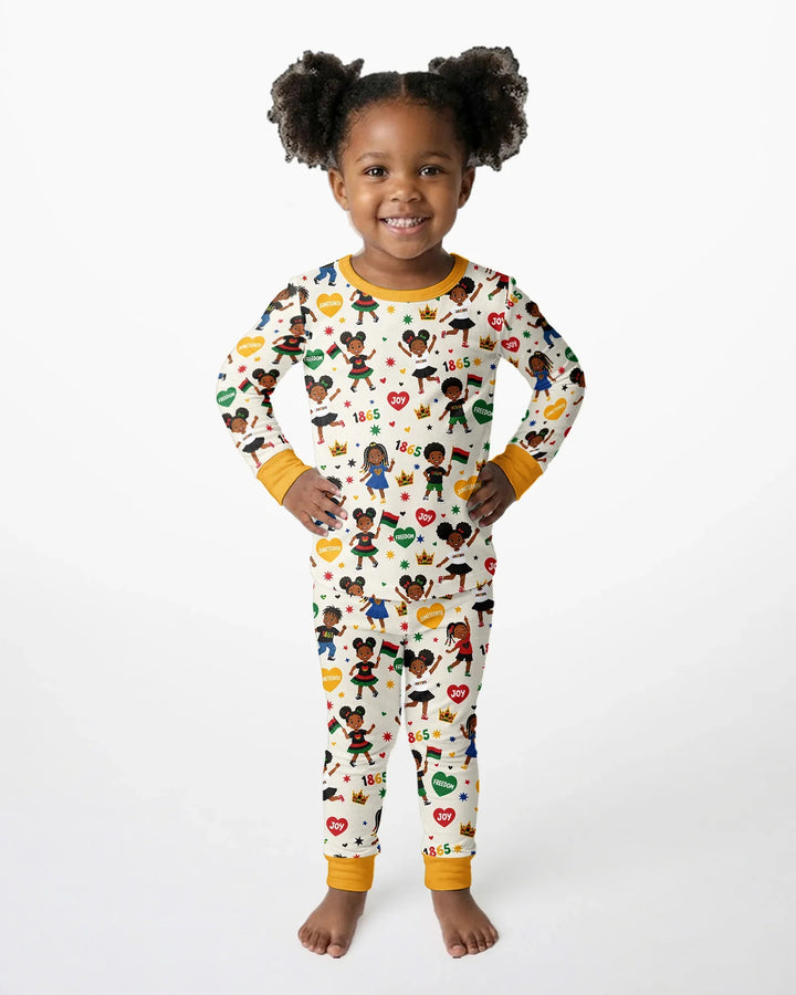 Zweiteiliges Langarm-Pyjama-Set mit Sommerfrüchten