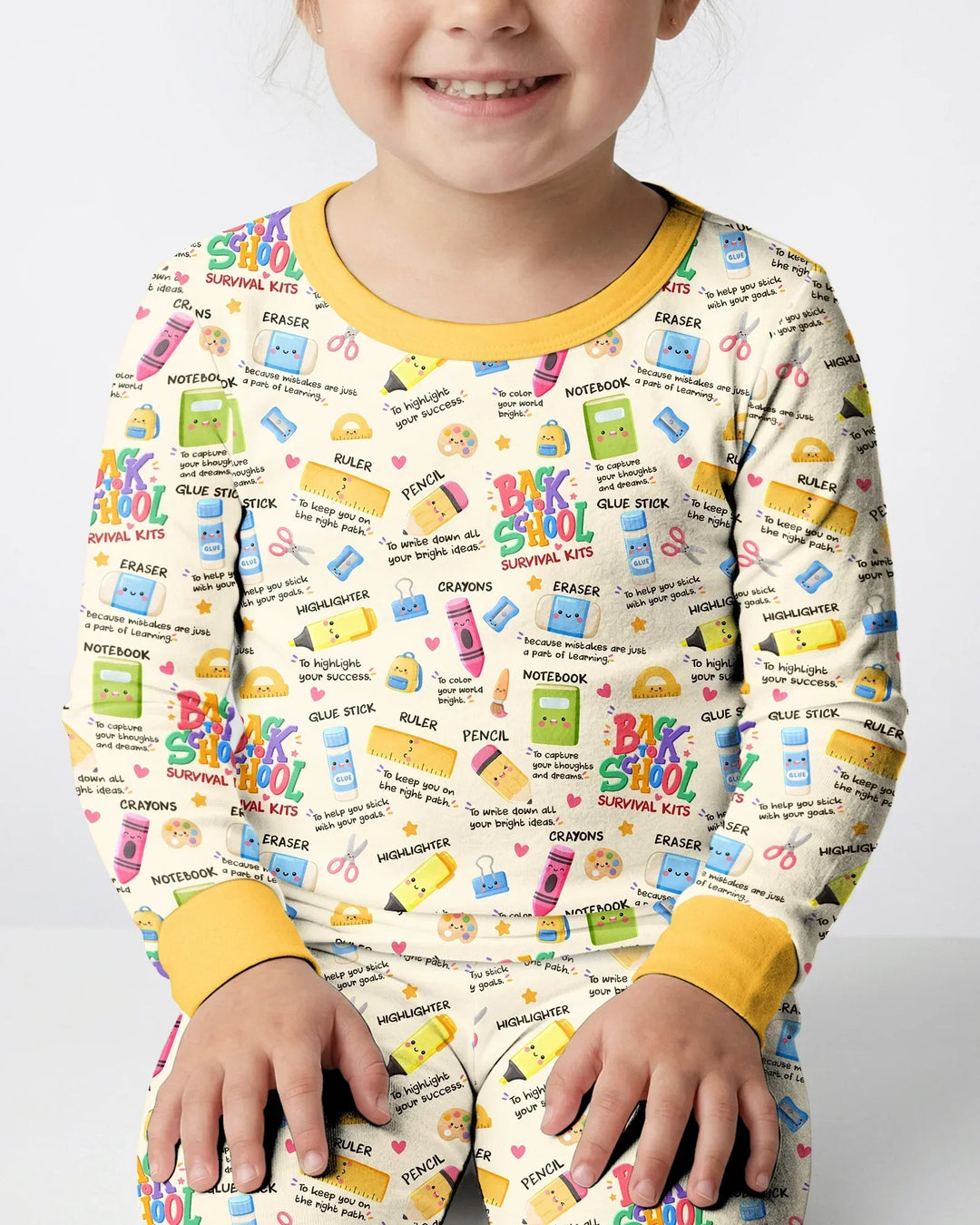 Zweiteiliges Langarm-Pyjama-Set mit Sommerfrüchten