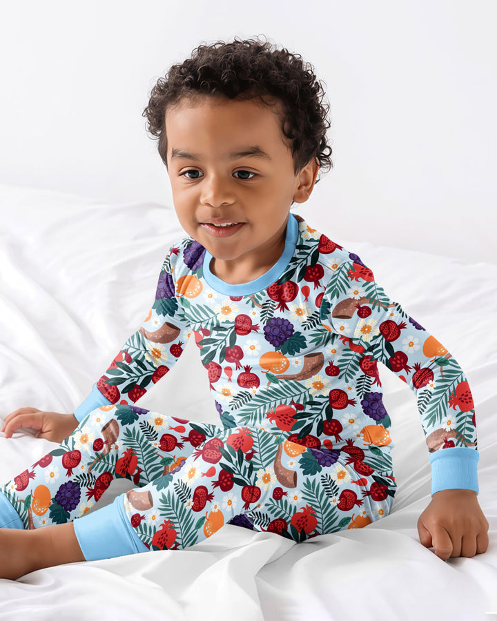 Zweiteiliges Langarm-Pyjama-Set mit Sommerfrüchten