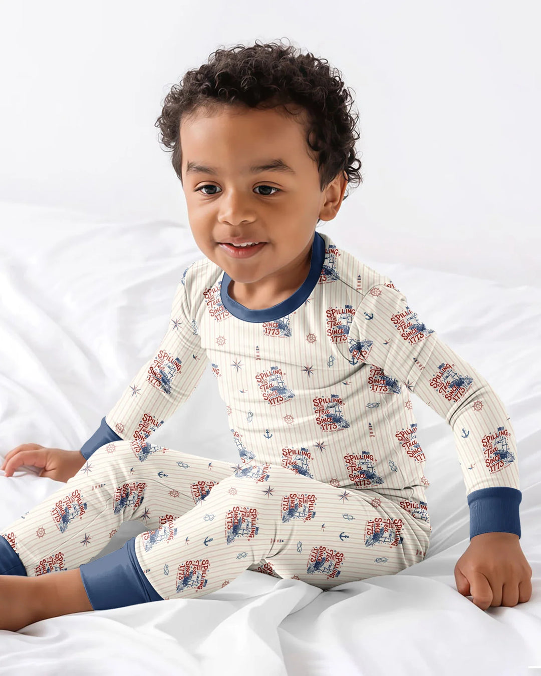 Zweiteiliges Langarm-Pyjama-Set mit Sommerfrüchten