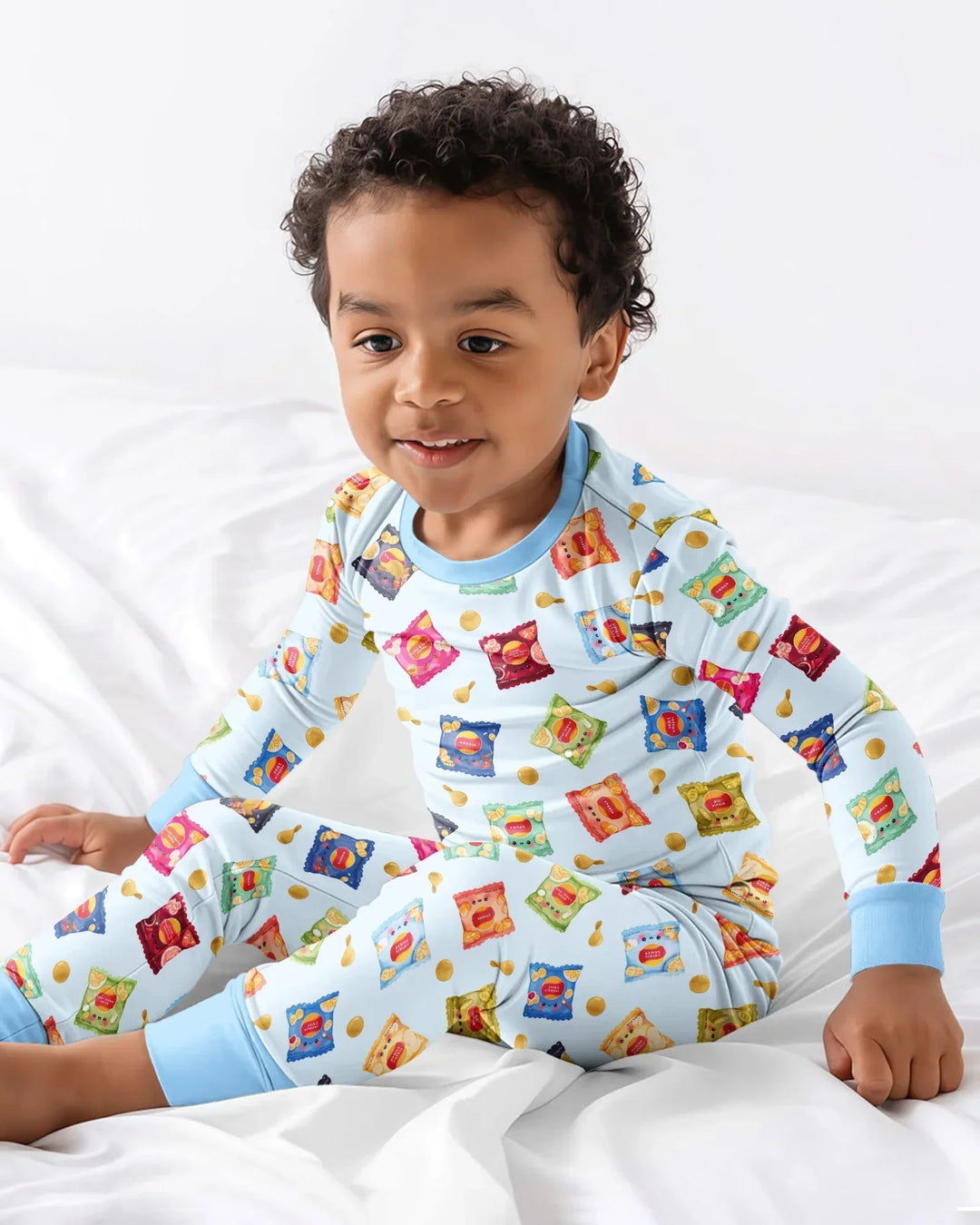 Zweiteiliges Langarm-Pyjama-Set mit Sommerfrüchten
