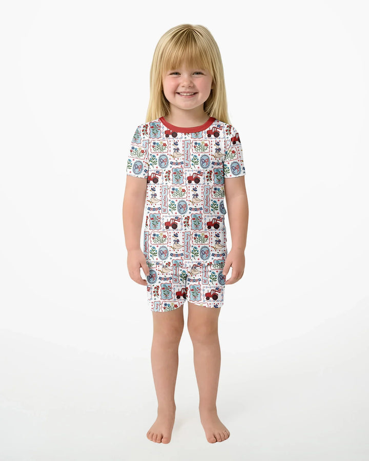 Template Zweiteiliges Pyjama-Set mit kurzen Ärmeln und Shorts