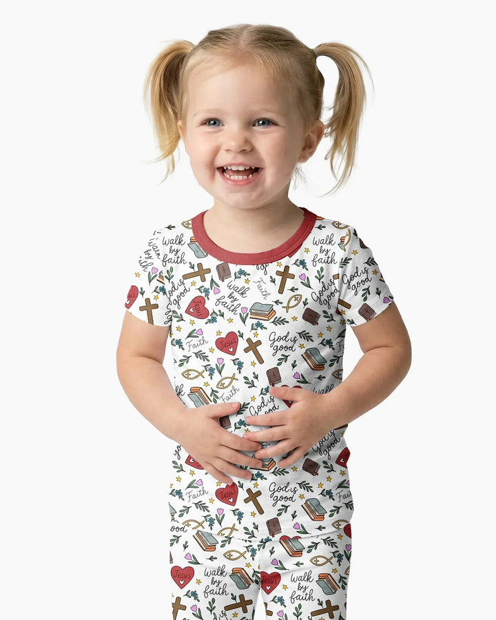 Zweiteiliges, kurzärmliges Pyjama-Set mit Marienkäfern