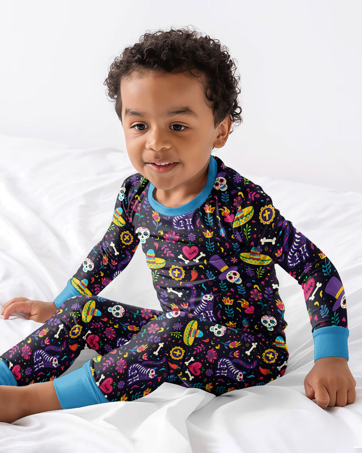 Zweiteiliges Langarm-Pyjama-Set mit Sommerfrüchten