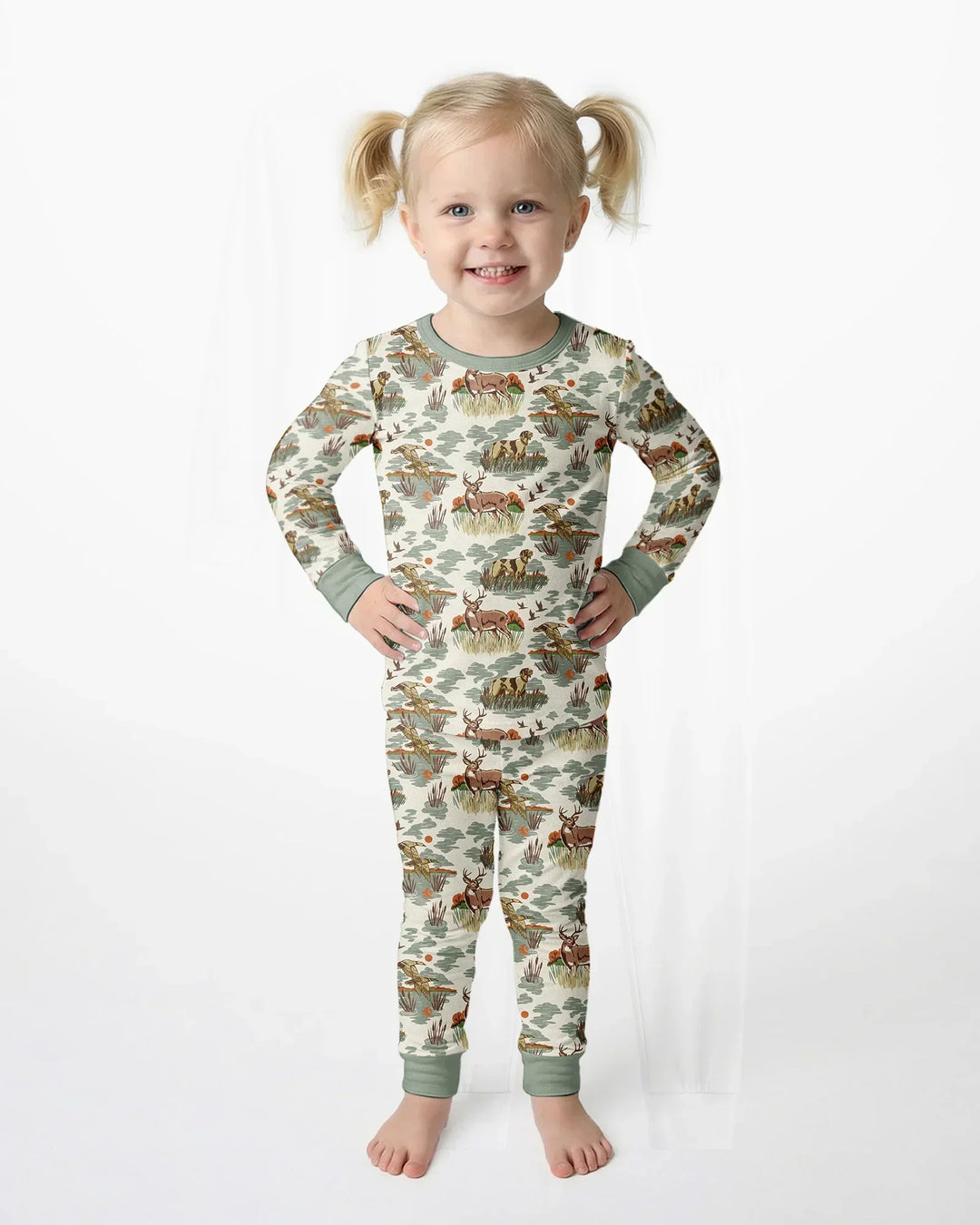Zweiteiliges Langarm-Pyjama-Set mit Sommerfrüchten