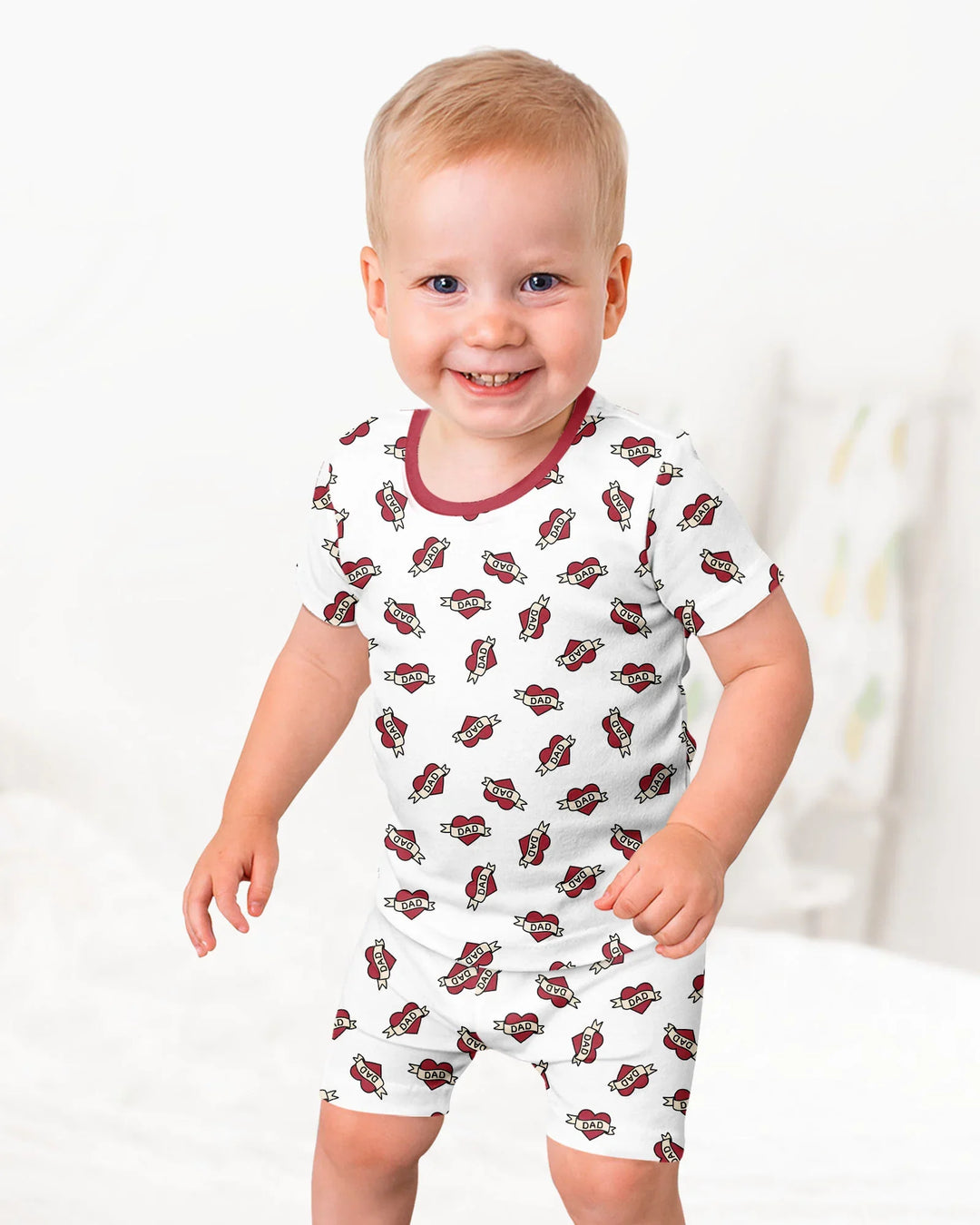 Template Zweiteiliges Pyjama-Set mit kurzen Ärmeln und Shorts