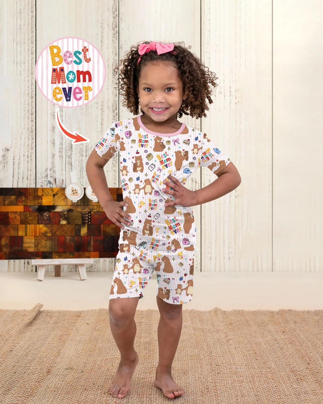 Template Zweiteiliges Pyjama-Set mit kurzen Ärmeln und Shorts