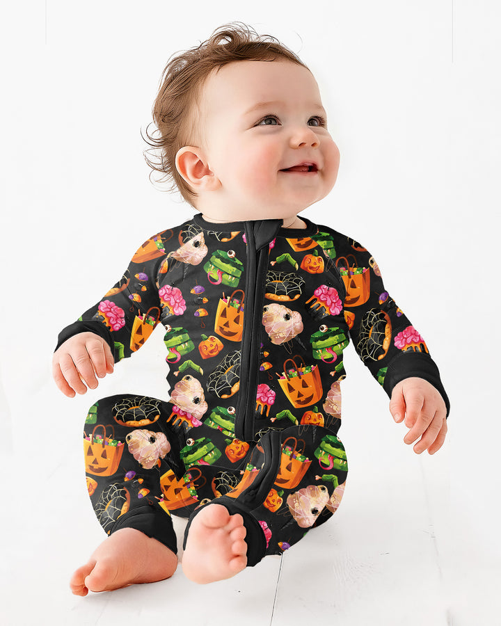 Spooky Snack Shack Bamboo Convertible Zippy