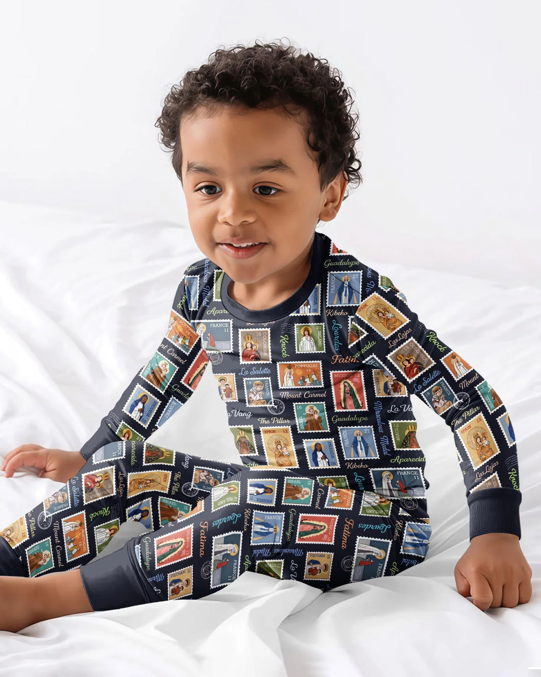 Zweiteiliges Langarm-Pyjama-Set mit Sommerfrüchten
