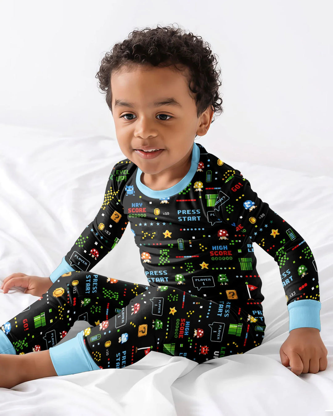 Zweiteiliges Langarm-Pyjama-Set mit Sommerfrüchten