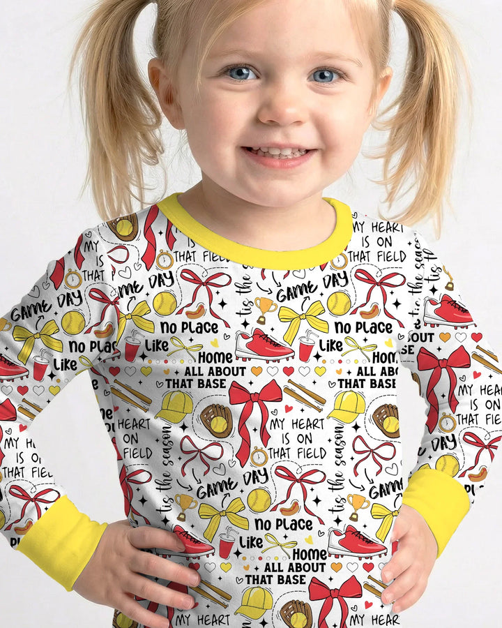 Zweiteiliges Langarm-Pyjama-Set mit Sommerfrüchten