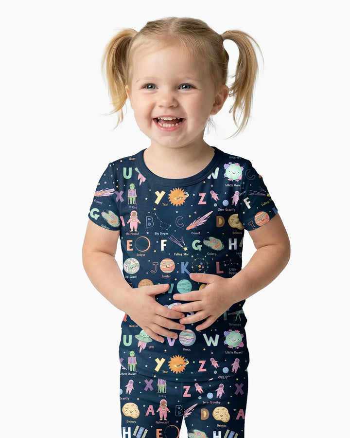 Zweiteiliges, kurzärmliges Pyjama-Set mit Marienkäfern