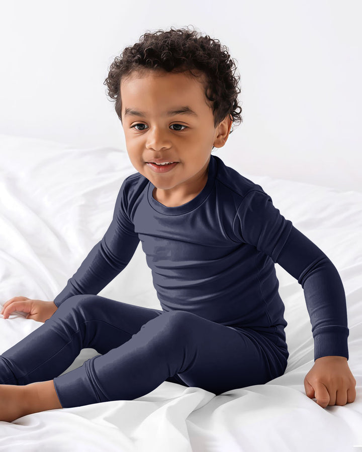 Zweiteiliges Pyjama-Set in Stahlblau