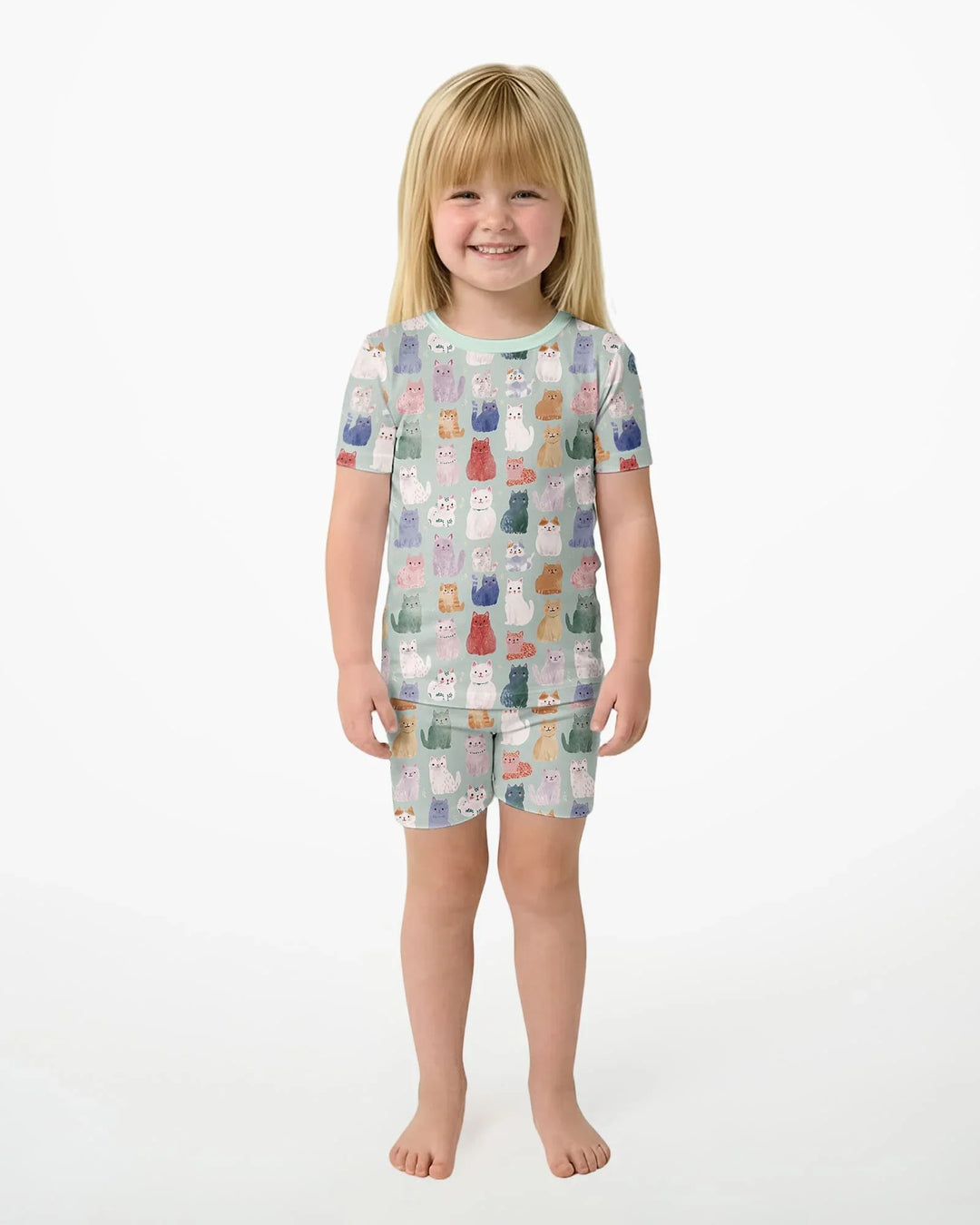 Template Zweiteiliges Pyjama-Set mit kurzen Ärmeln und Shorts
