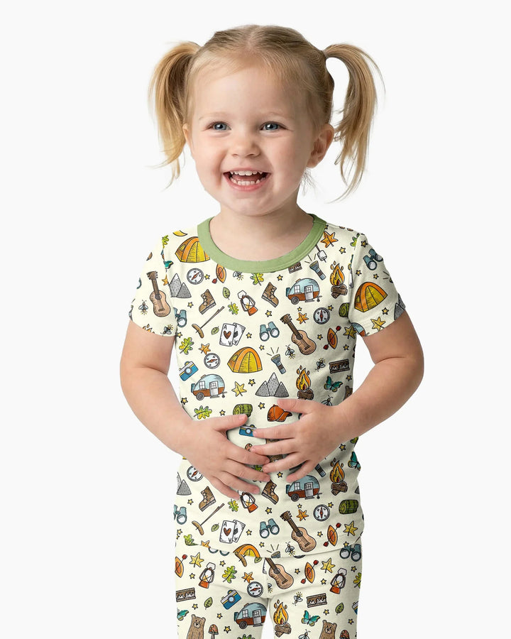 Zweiteiliges, kurzärmliges Pyjama-Set mit Marienkäfern