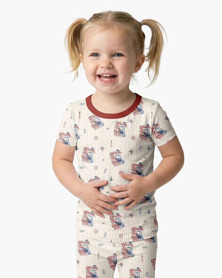 Zweiteiliges, kurzärmliges Pyjama-Set mit Marienkäfern