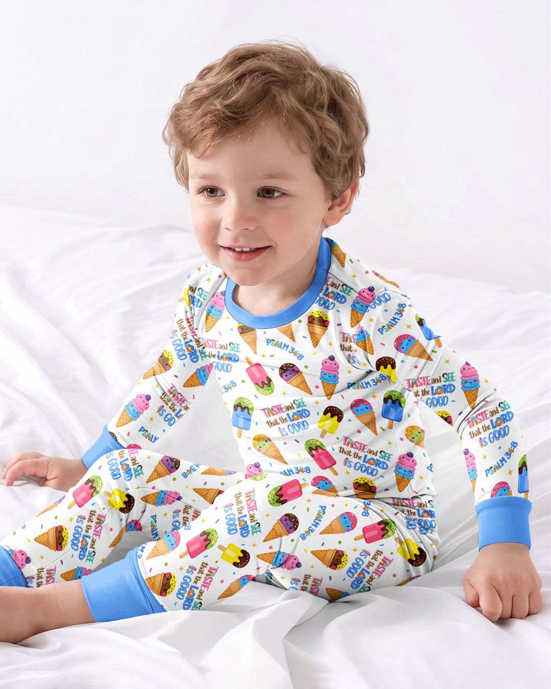 Zweiteiliges Langarm-Pyjama-Set mit Sommerfrüchten