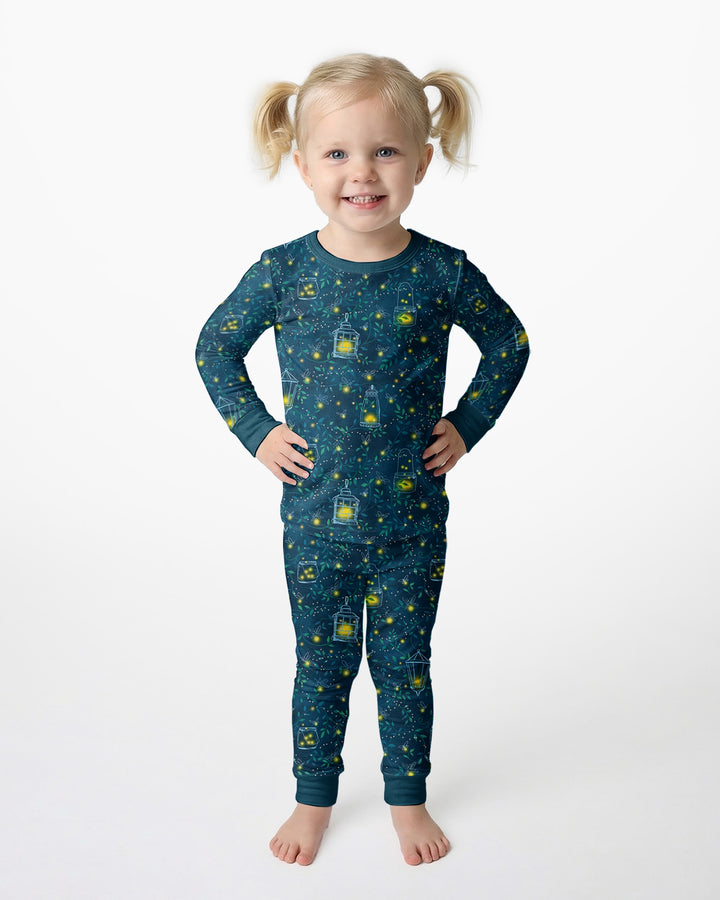Zweiteiliges Langarm-Pyjama-Set mit Sommerfrüchten