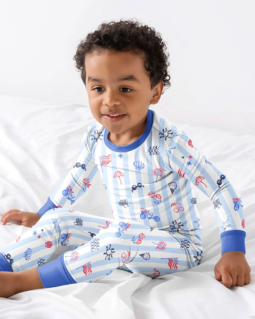 Zweiteiliges Langarm-Pyjama-Set mit Sommerfrüchten