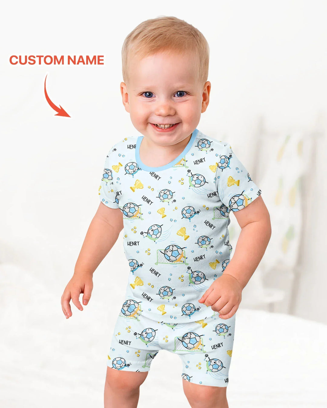 Zweiteiliges Pyjama-Set mit kurzen Ärmeln und Shorts im Sommer-Design