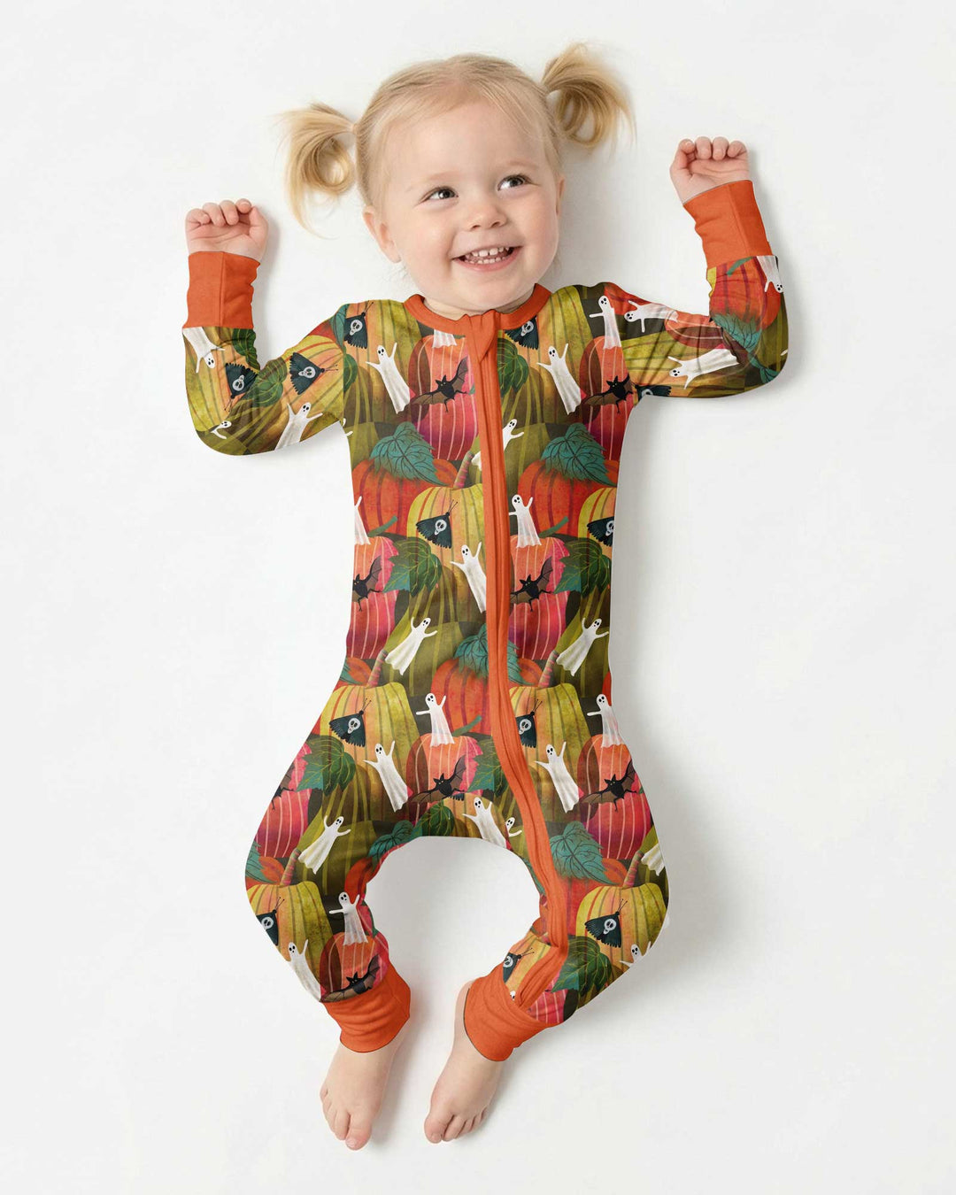 Big Pumpkin Field With Ghosts Bamboo Convertible Zippy