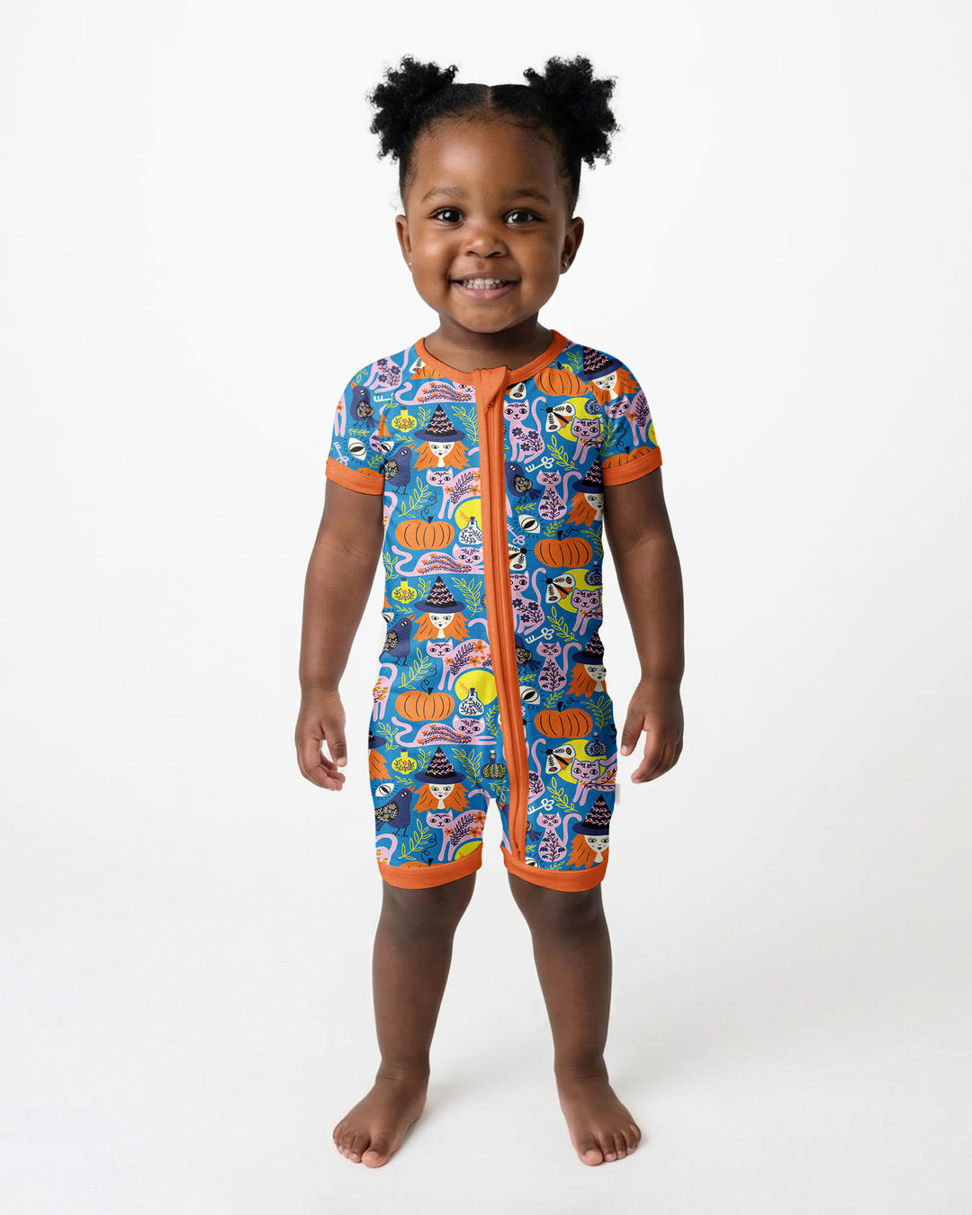 Whimsical Witch Cats Bamboo Shorty Zippy