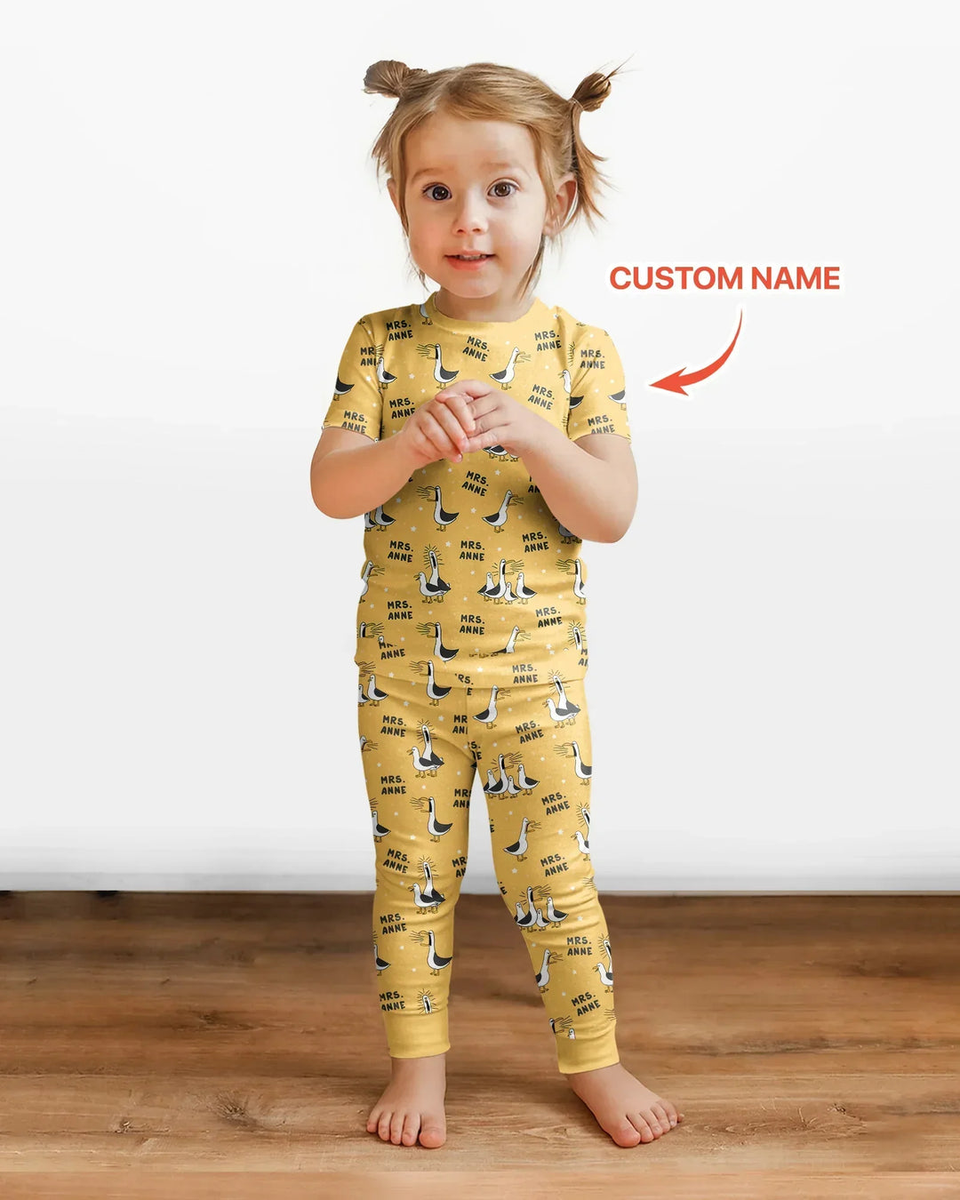 Zweiteiliges, kurzärmliges Pyjama-Set mit Marienkäfern