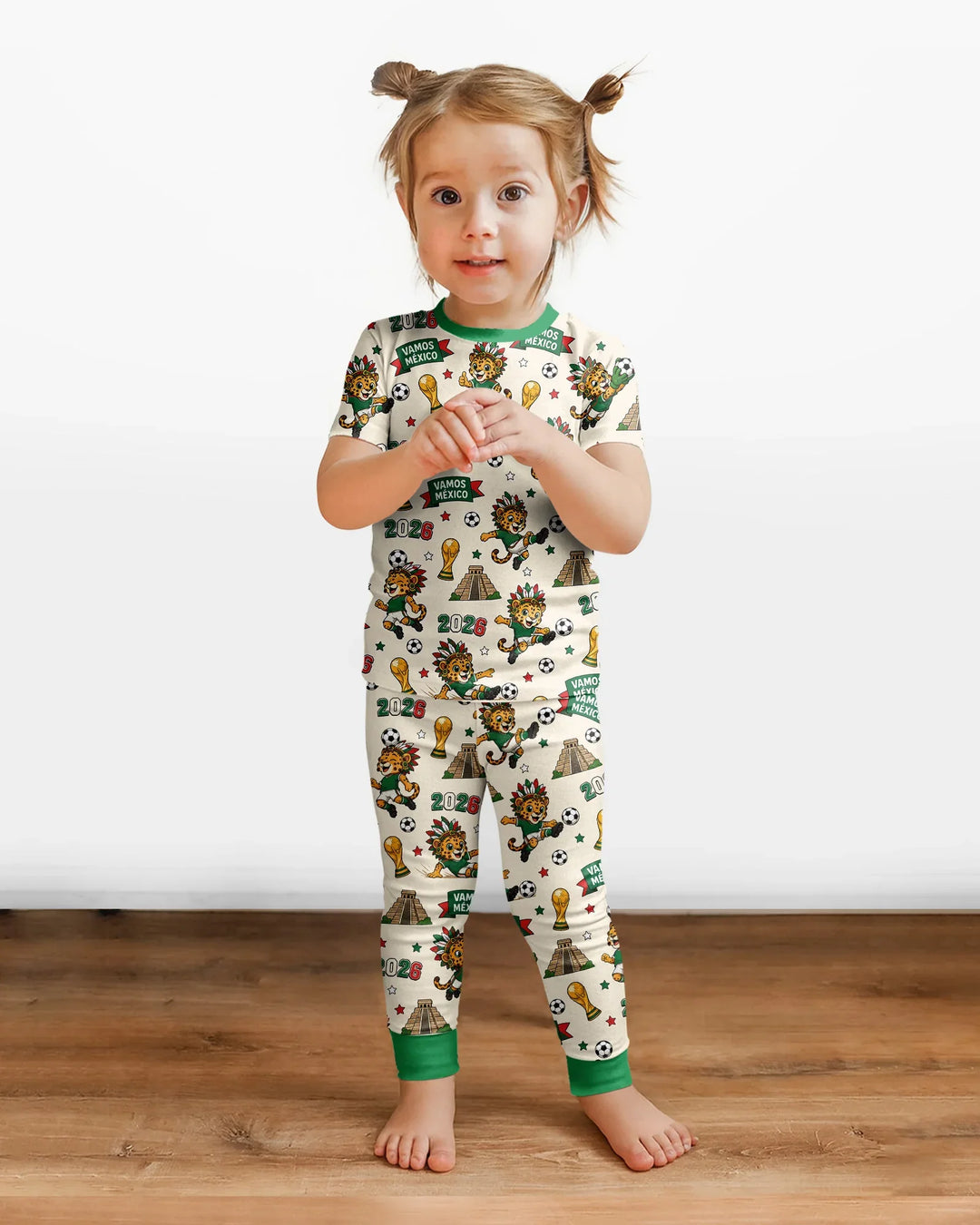 Zweiteiliges, kurzärmliges Pyjama-Set mit Marienkäfern