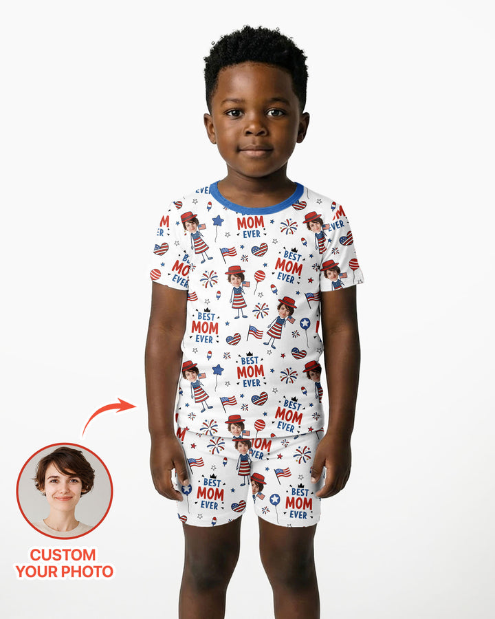 Zweiteiliges Pyjama-Set mit kurzen Ärmeln und Shorts im Sommer-Design