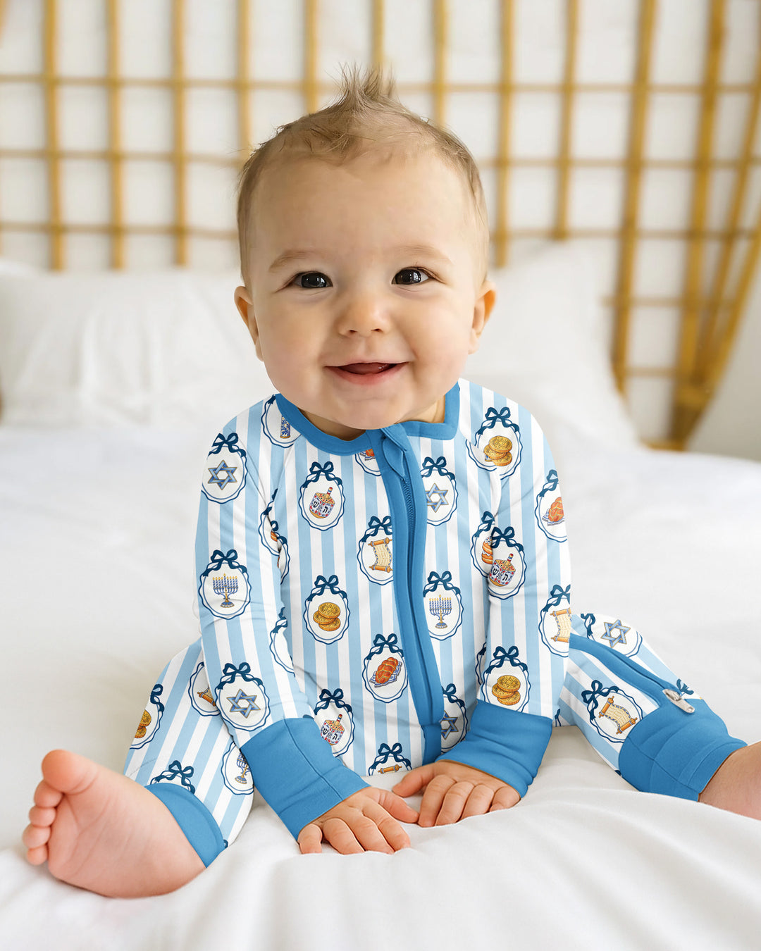 Blue White Jewish Holiday Bamboo Convertible Zippy