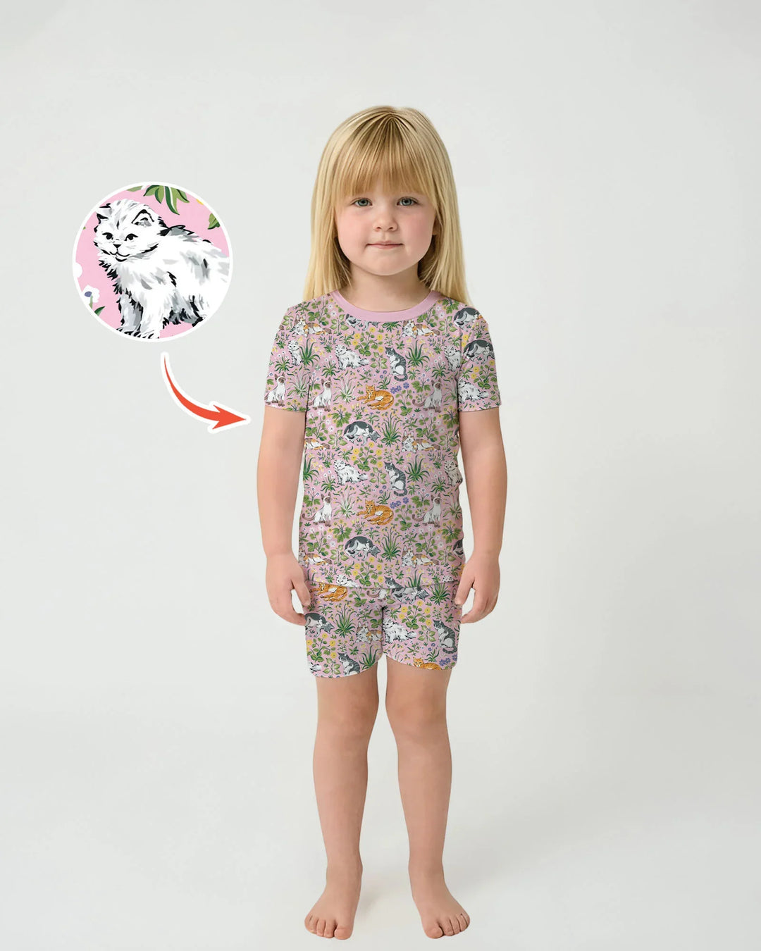 Template Zweiteiliges Pyjama-Set mit kurzen Ärmeln und Shorts