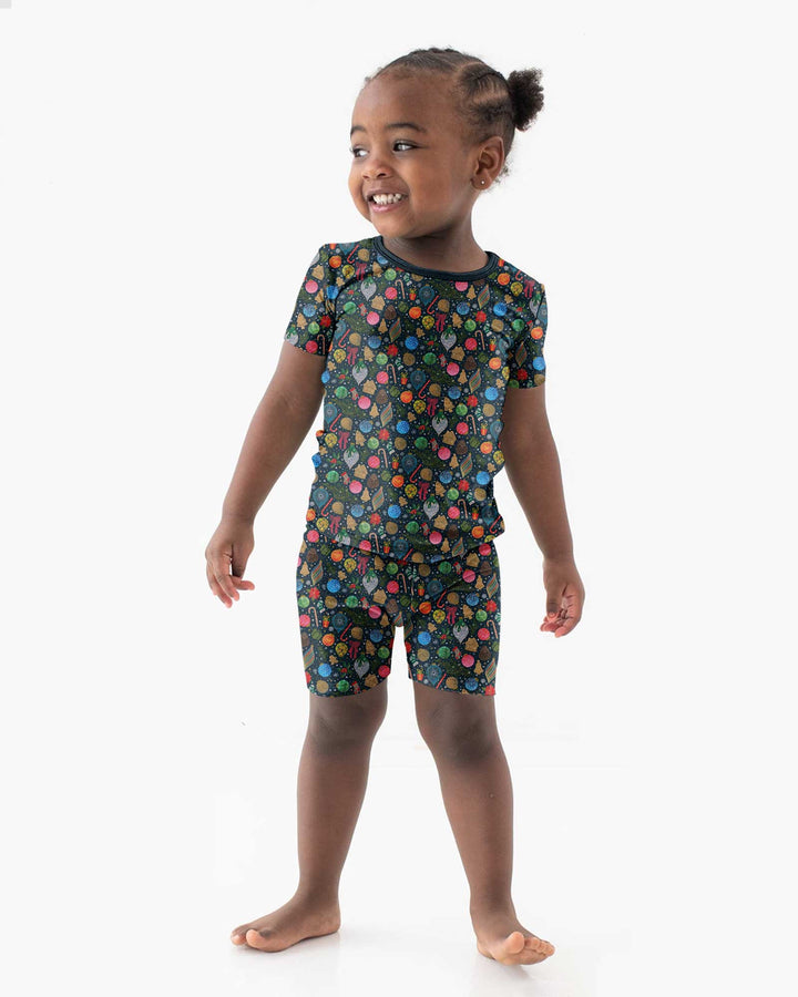 Holiday Ditsy Bamboo Two Piece Short Sleeve Shorts Pajama Set