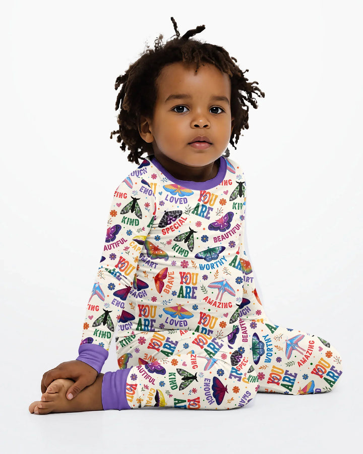 Zweiteiliges Langarm-Pyjama-Set mit Sommerfrüchten